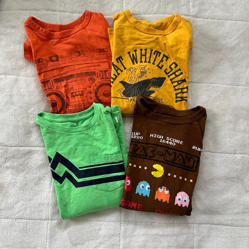 GAP shirts